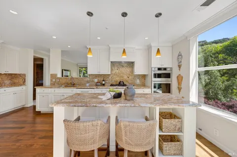 $3,077,000 | 1916 Mar W Street, Tiburon, CA 94920