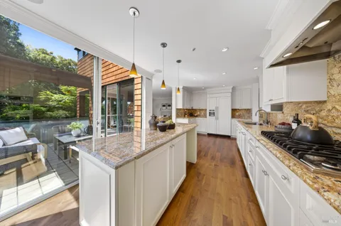 $3,077,000 | 1916 Mar W Street, Tiburon, CA 94920