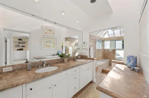 $3,077,000 | 1916 Mar W Street, Tiburon, CA 94920