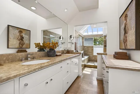 $3,077,000 | 1916 Mar W Street, Tiburon, CA 94920