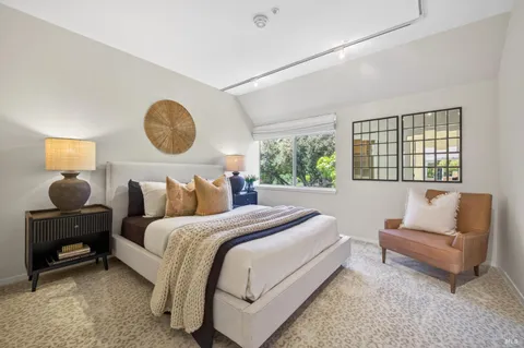 $3,077,000 | 1916 Mar W Street, Tiburon, CA 94920