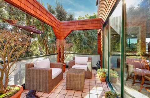 $3,077,000 | 1916 Mar W Street, Tiburon, CA 94920