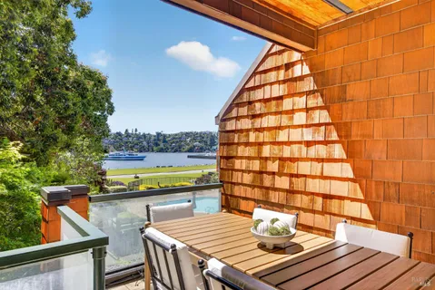$3,077,000 | 1916 Mar W Street, Tiburon, CA 94920