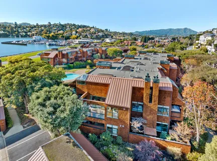 $3,077,000 | 1916 Mar W Street, Tiburon, CA 94920