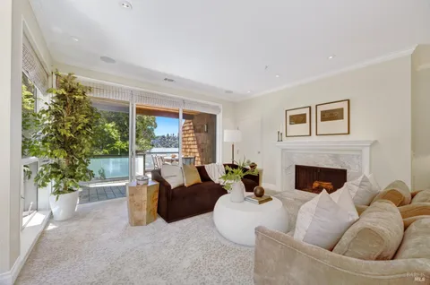 $3,077,000 | 1916 Mar W Street, Tiburon, CA 94920