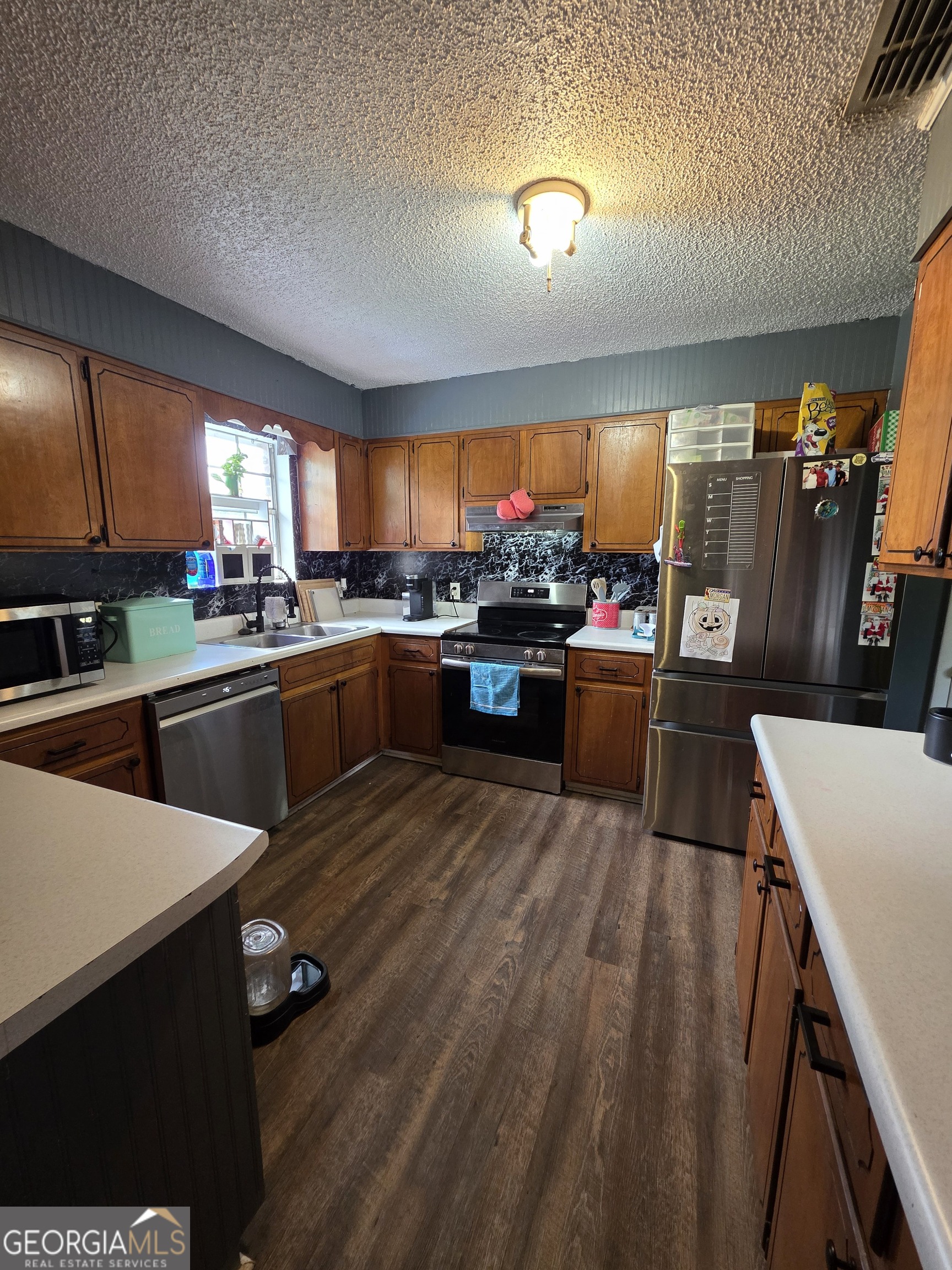 39 Waldon Street Baxley, GA 31513 - Photo 11 of 29