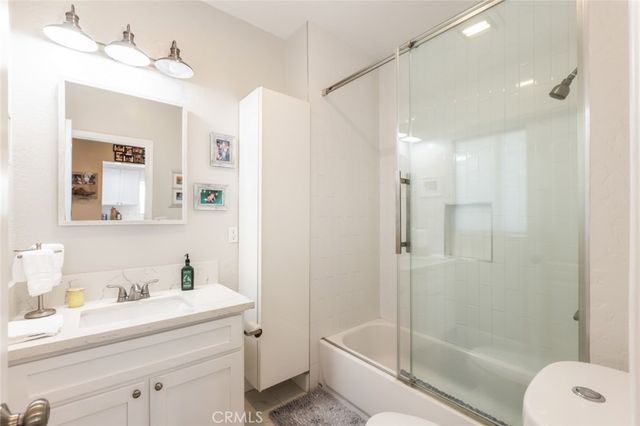 $4,400 | 923 North Mentor Avenue, Pasadena, CA 91104