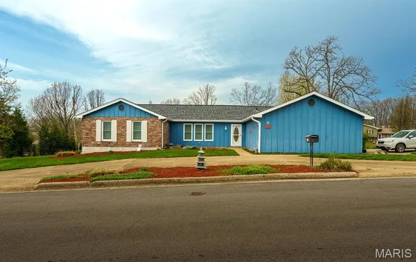 $347,000 | 1801 Independence Road, Rolla, MO 65401
