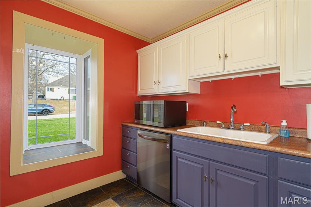 1801 Independence Road Rolla, MO 65401 - Photo 11 of 44