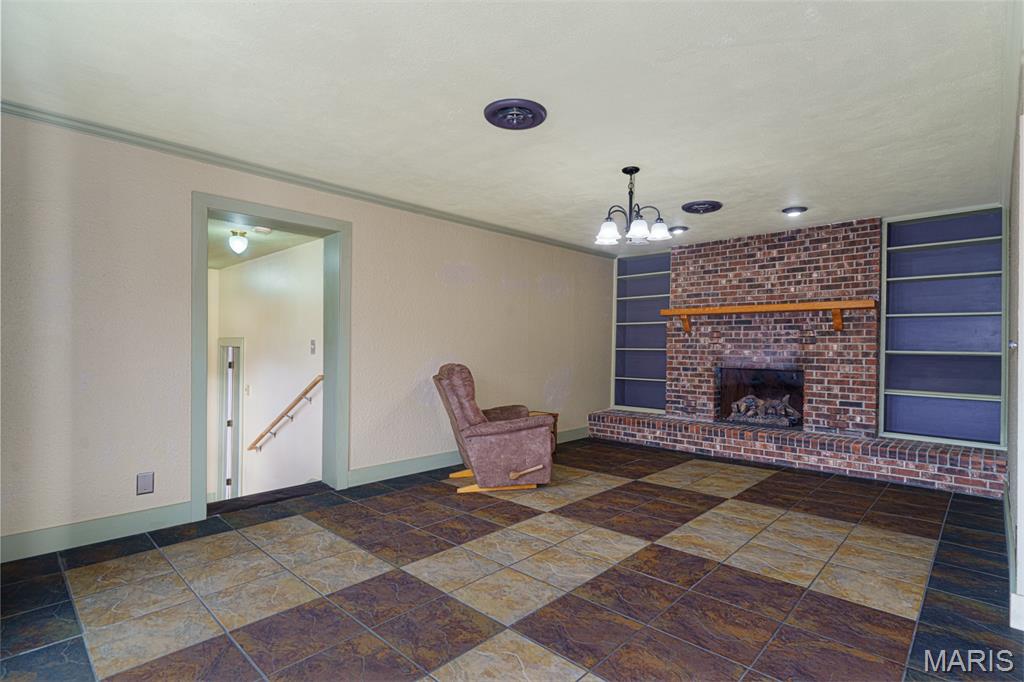 1801 Independence Road Rolla, MO 65401 - Photo 12 of 44