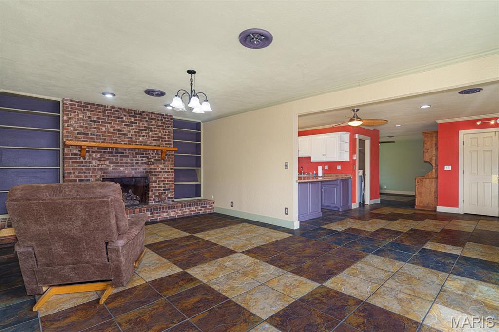 1801 Independence Road Rolla, MO 65401 - Photo 13 of 44