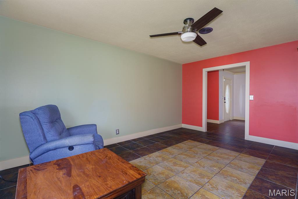 1801 Independence Road Rolla, MO 65401 - Photo 15 of 44