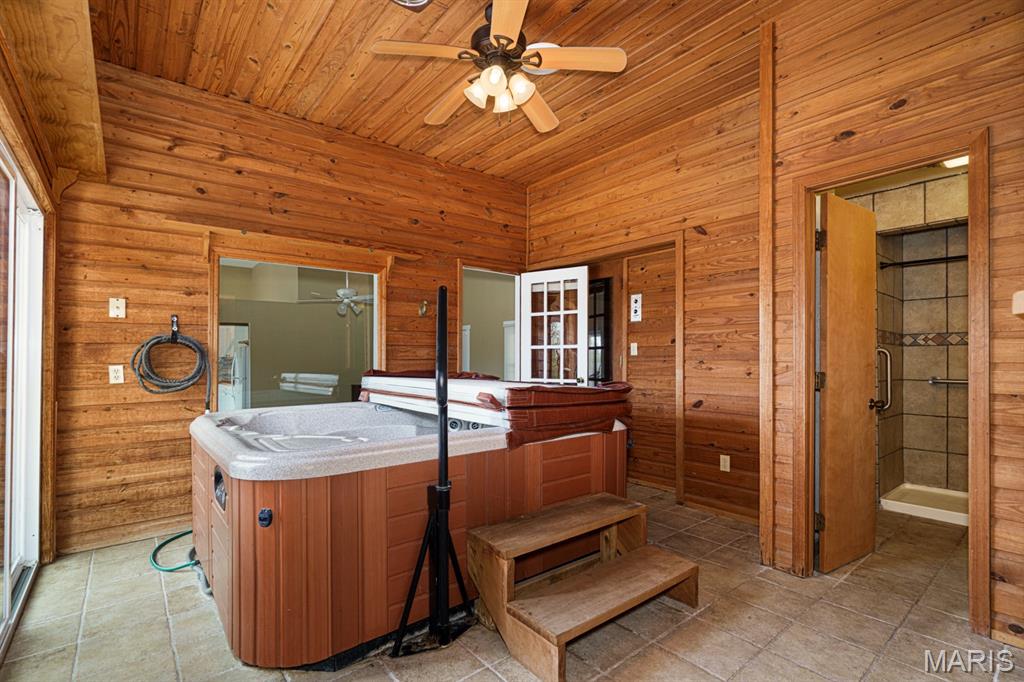 1801 Independence Road Rolla, MO 65401 - Photo 31 of 44