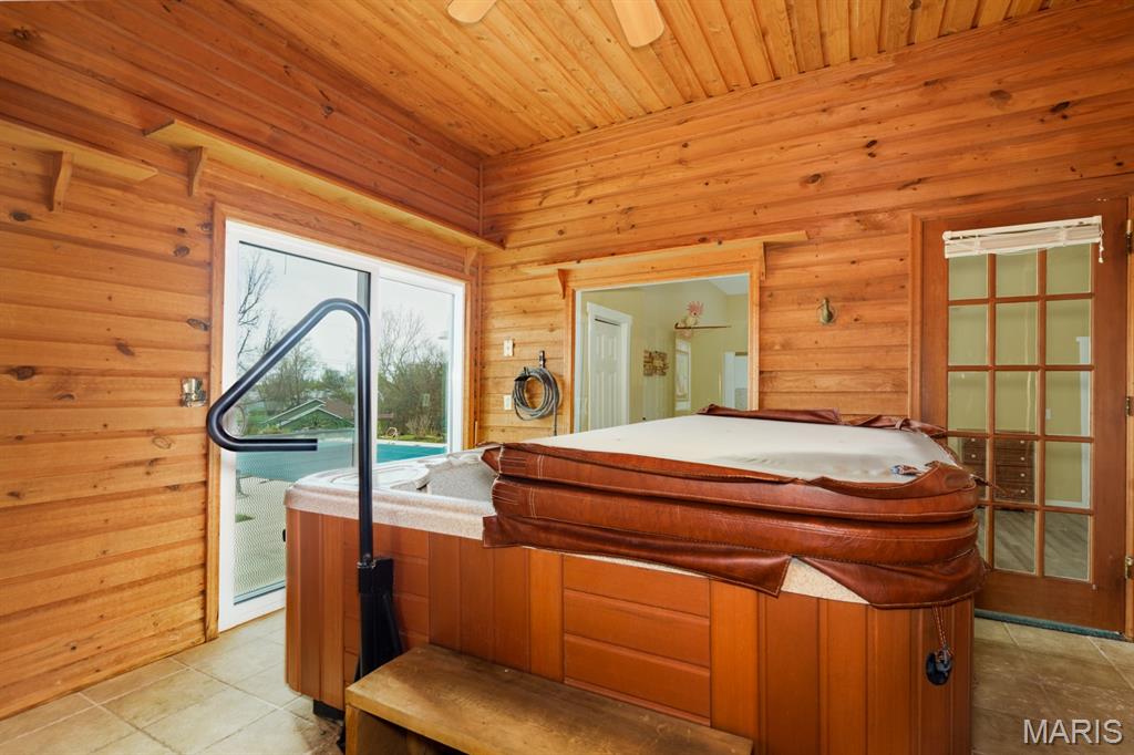 1801 Independence Road Rolla, MO 65401 - Photo 32 of 44