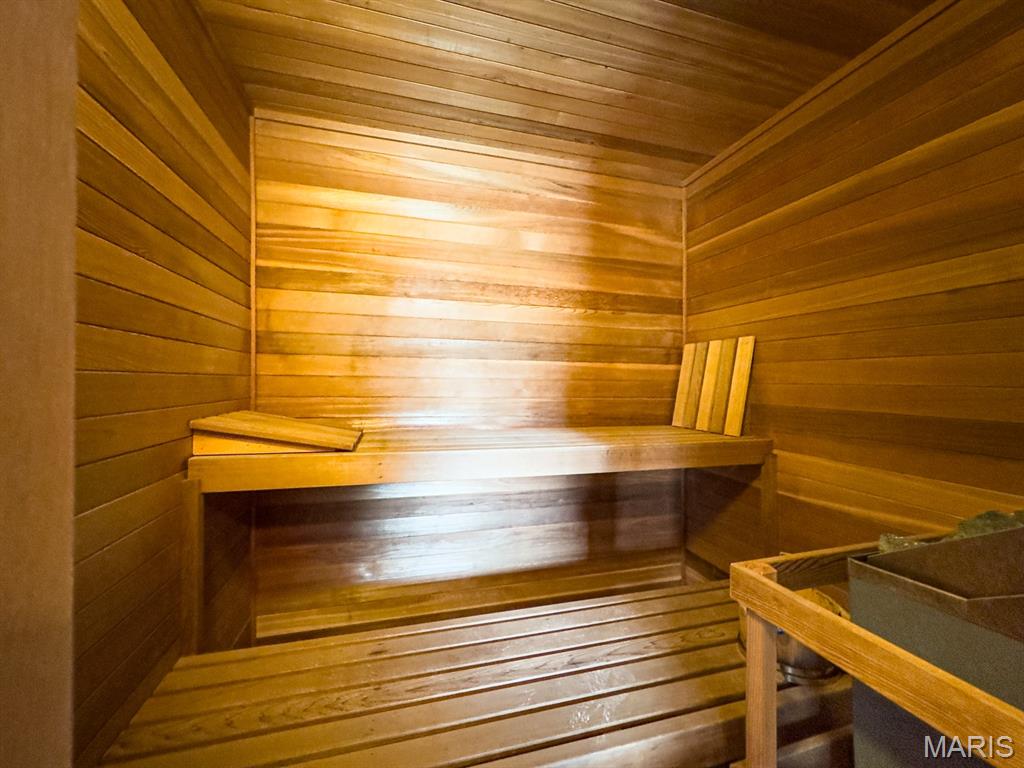 1801 Independence Road Rolla, MO 65401 - Photo 33 of 44