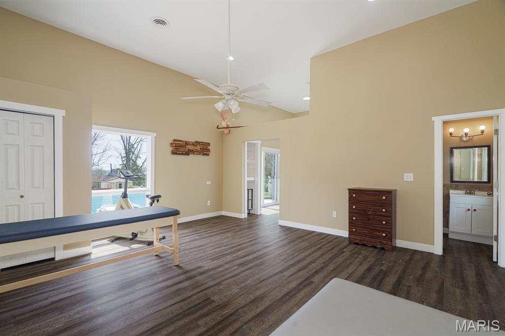 1801 Independence Road Rolla, MO 65401 - Photo 36 of 44