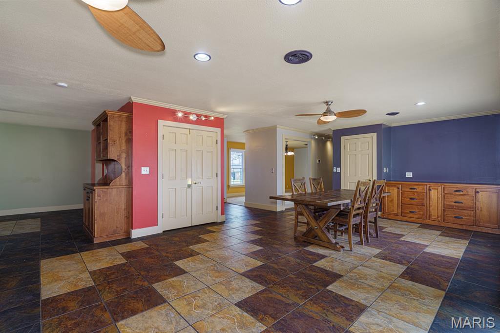 1801 Independence Road Rolla, MO 65401 - Photo 6 of 44