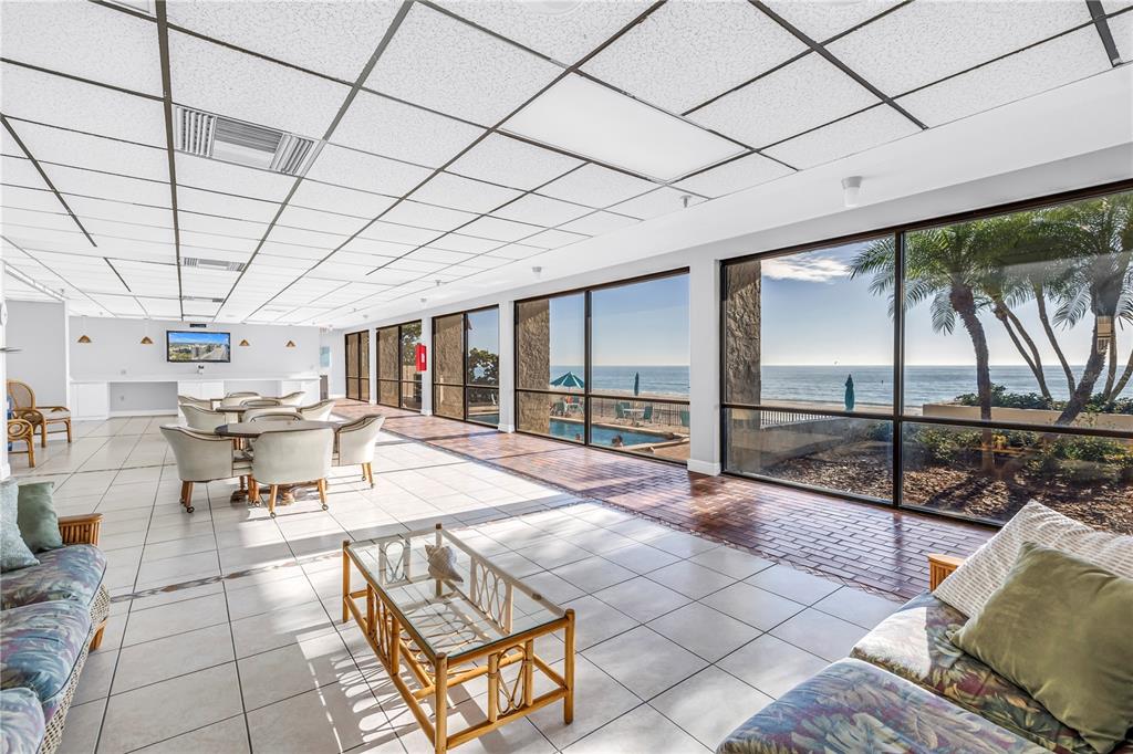 15462 Gulf Boulevard, Unit 1006 Madeira Beach, FL 33708 - Photo 39 of 52