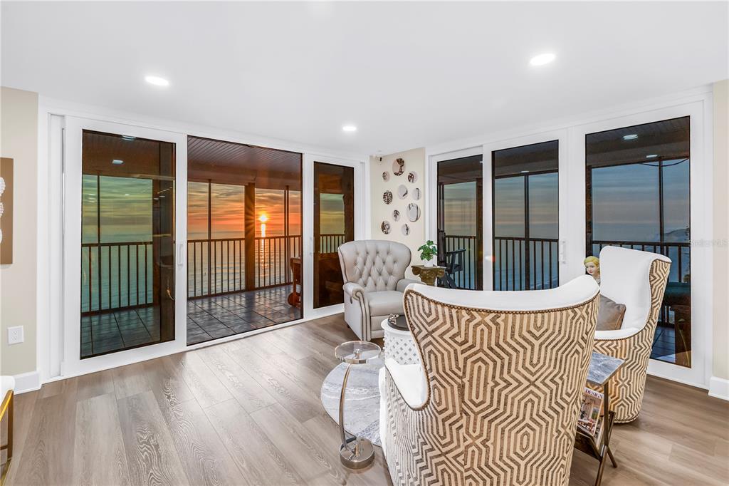 15462 Gulf Boulevard, Unit 1006 Madeira Beach, FL 33708 - Photo 44 of 52