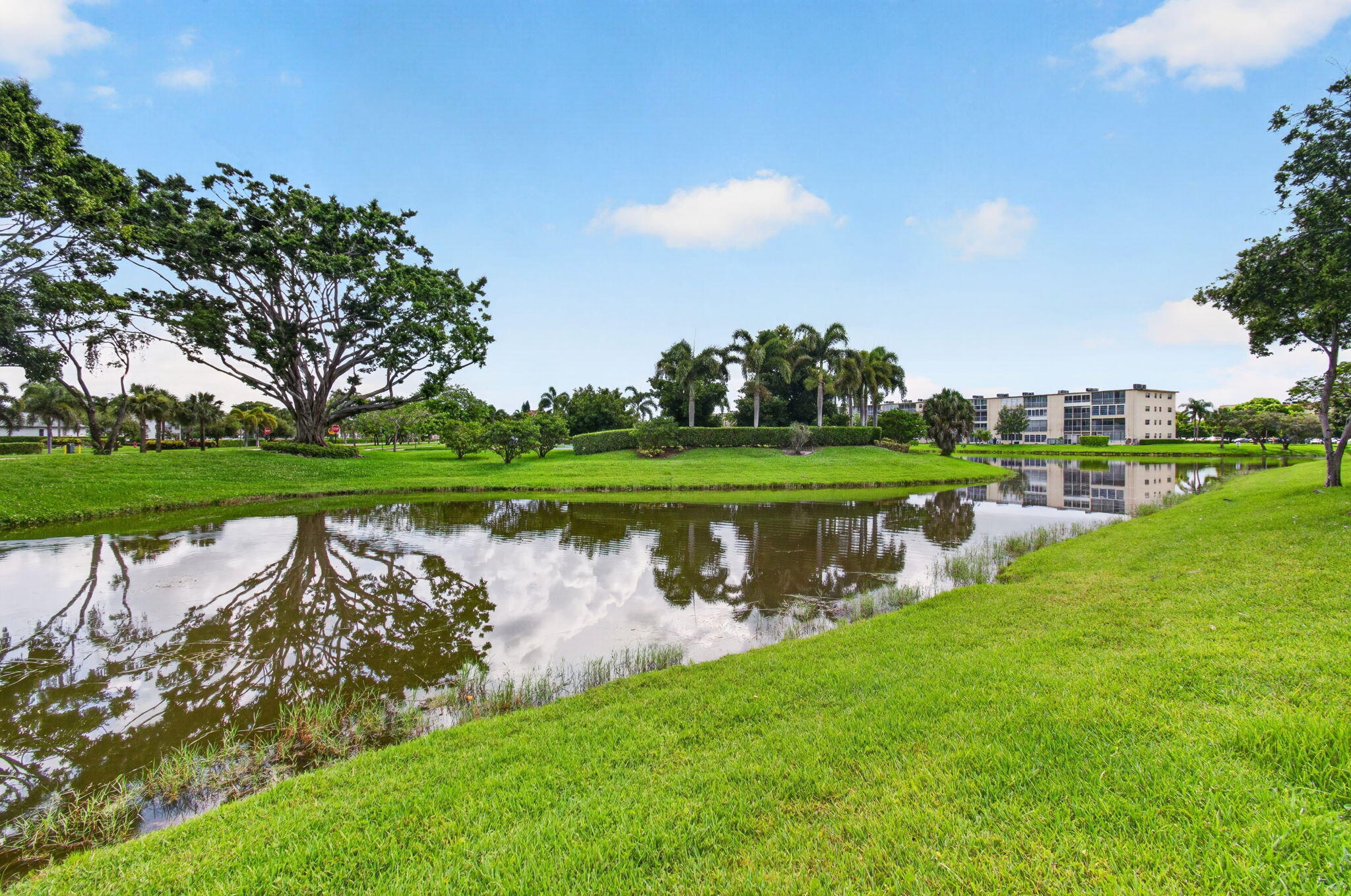 4048 Rexford Drive, Unit 4048 Boca Raton, FL 33434 - Photo 47 of 106 52-web-or-mls-DSC_5404
