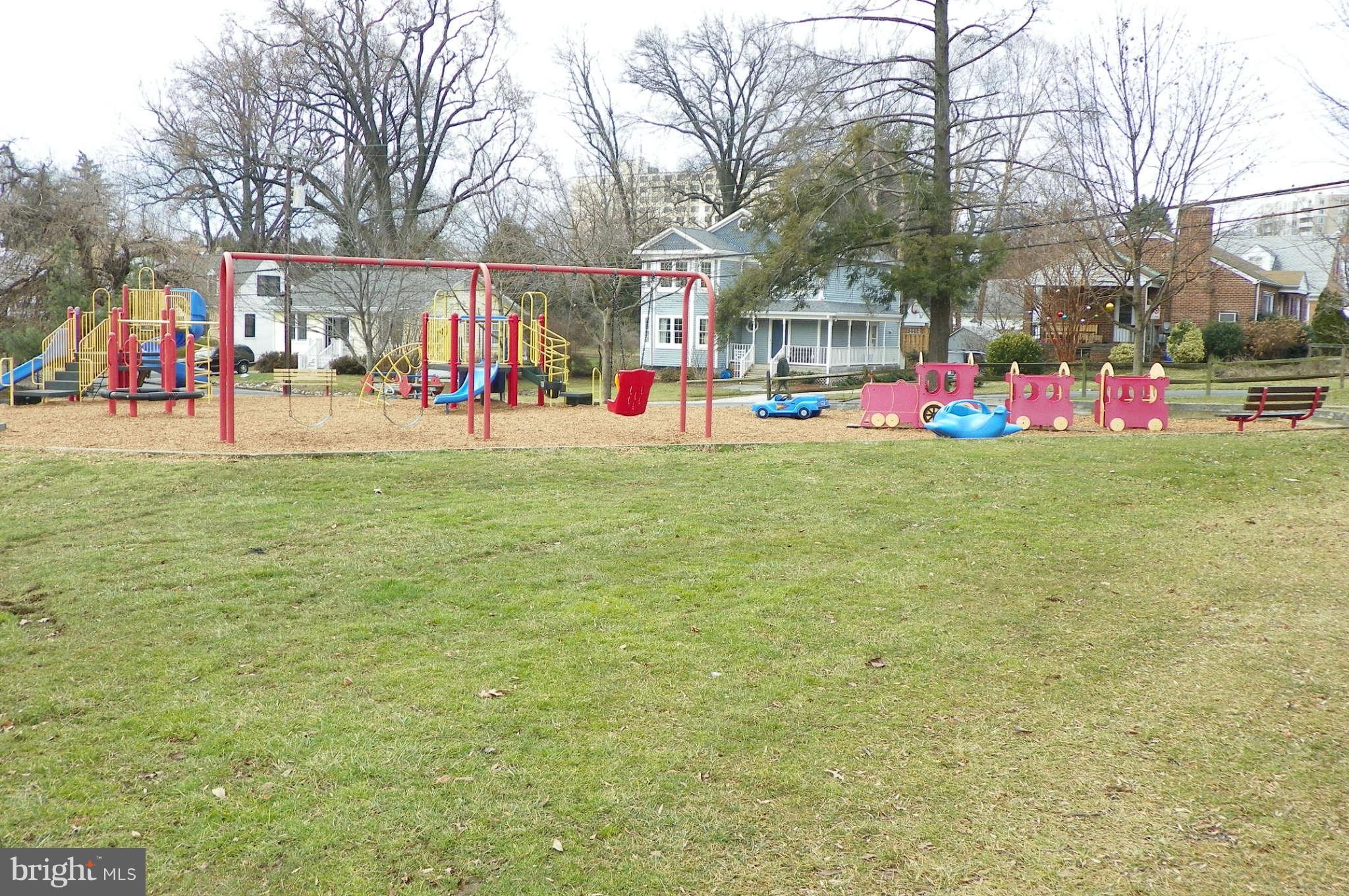 706 McNeill Road Silver Spring, MD 20910 - Photo 25 of 26 Community