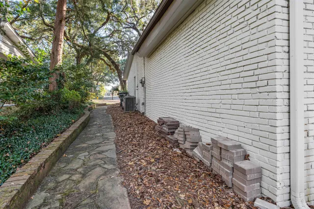 $399,000 | 930 Maplewood Avenue, Tallahassee, FL 32303