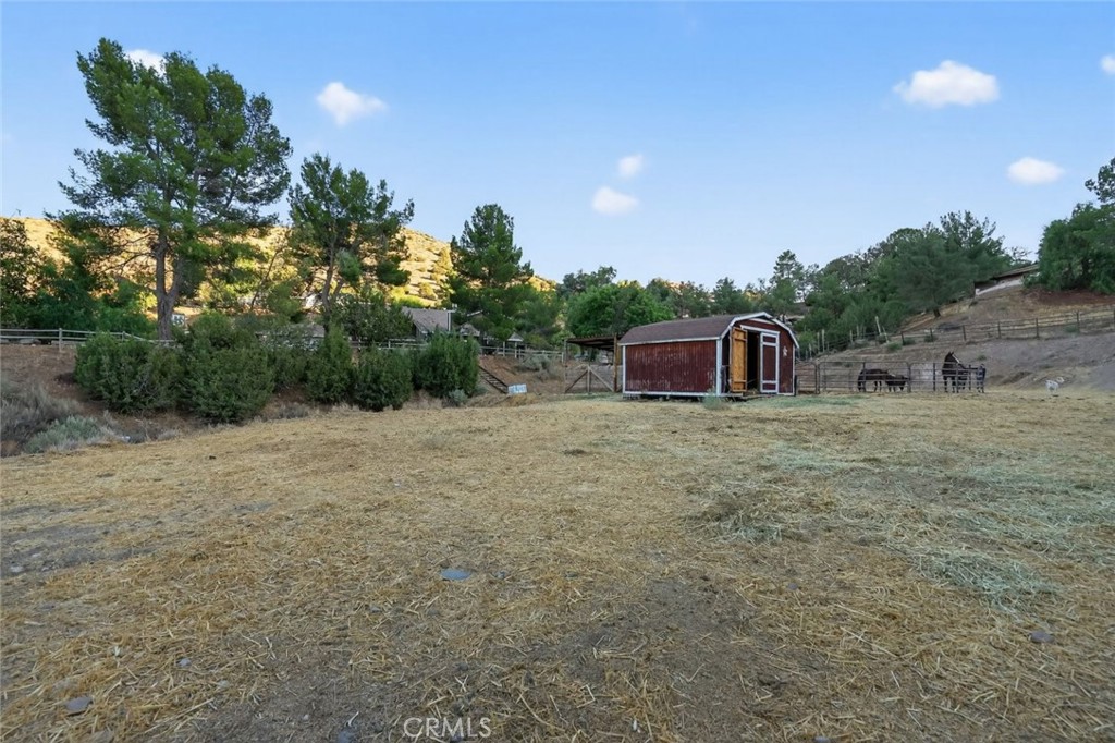 31653 Lake Meadow Road Acton, CA 93510 - Photo 6 of 32 a view of a outdoor space with a house