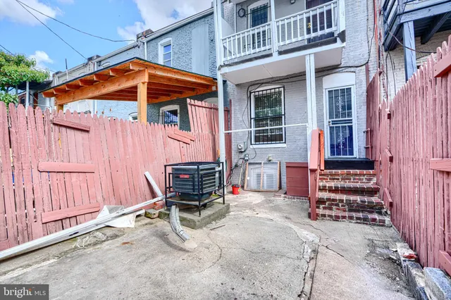 $249,999 | 2715 East Monument Street, Baltimore, MD 21205