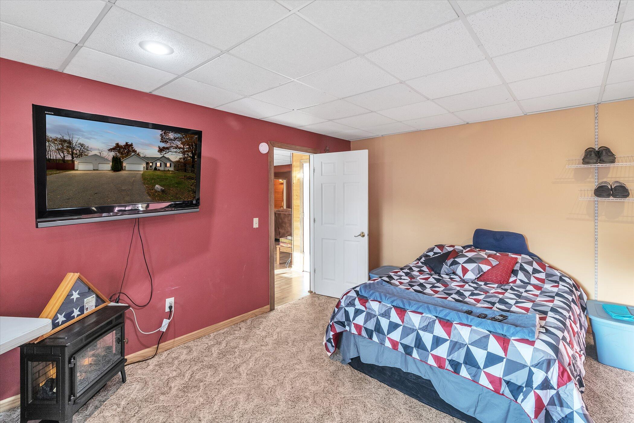 11500 Belding Road Northeast Belding, MI 48809 - Photo 21 of 28 29-11500-Belding-RD-WindowStill-Real-Est