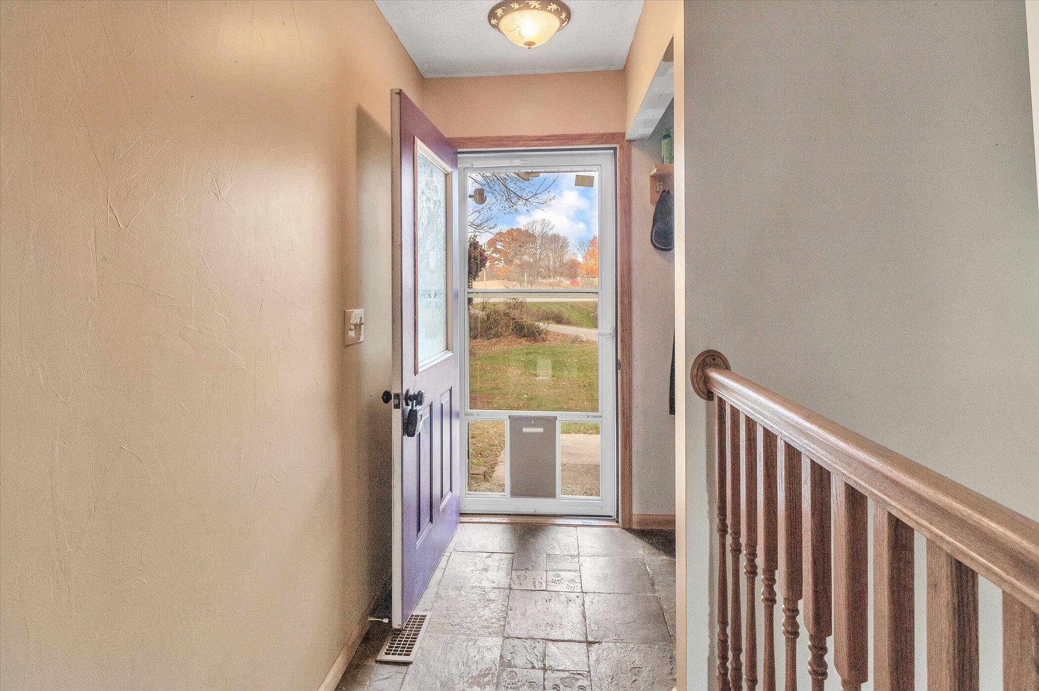 05-11500-Belding-RD-WindowStill-Real-Est