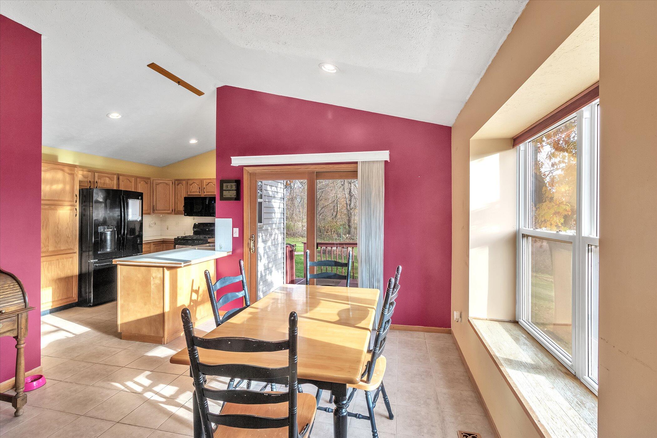 11500 Belding Road Northeast Belding, MI 48809 - Photo 10 of 28 14-11500-Belding-RD-WindowStill-Real-Est