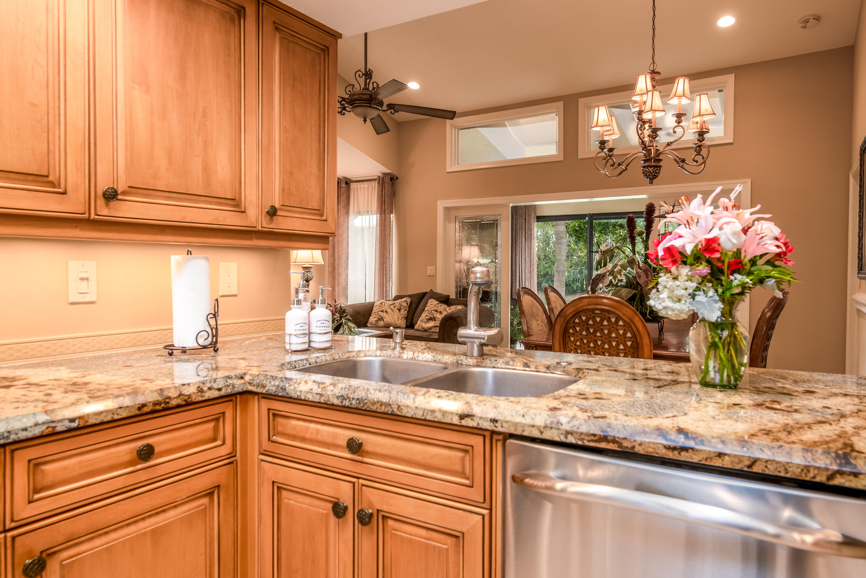 7876 Granada Place, Unit 702 Boca Raton, FL 33433 - Photo 17 of 48 Kitchen