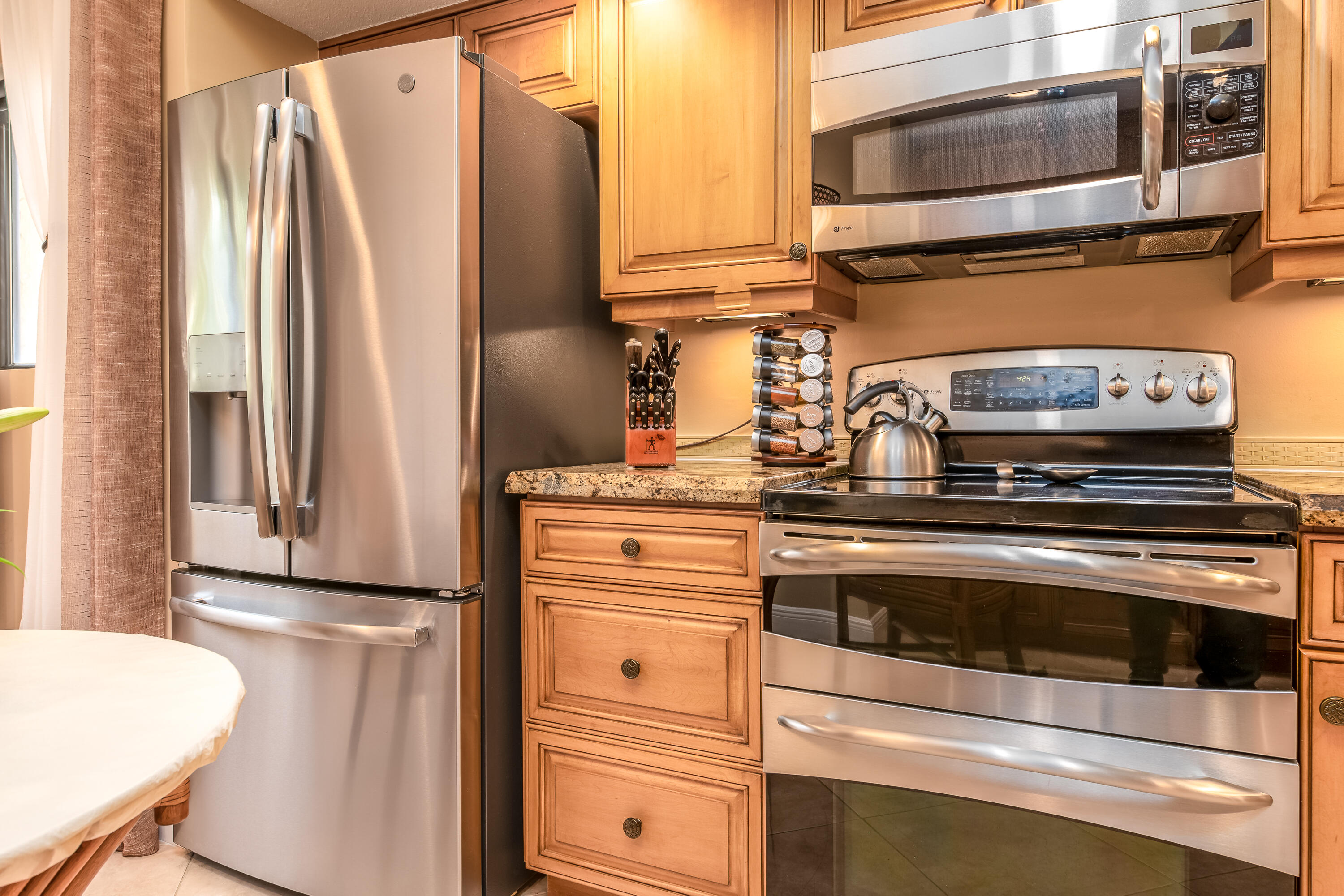 7876 Granada Place, Unit 702 Boca Raton, FL 33433 - Photo 19 of 48 Kitchen