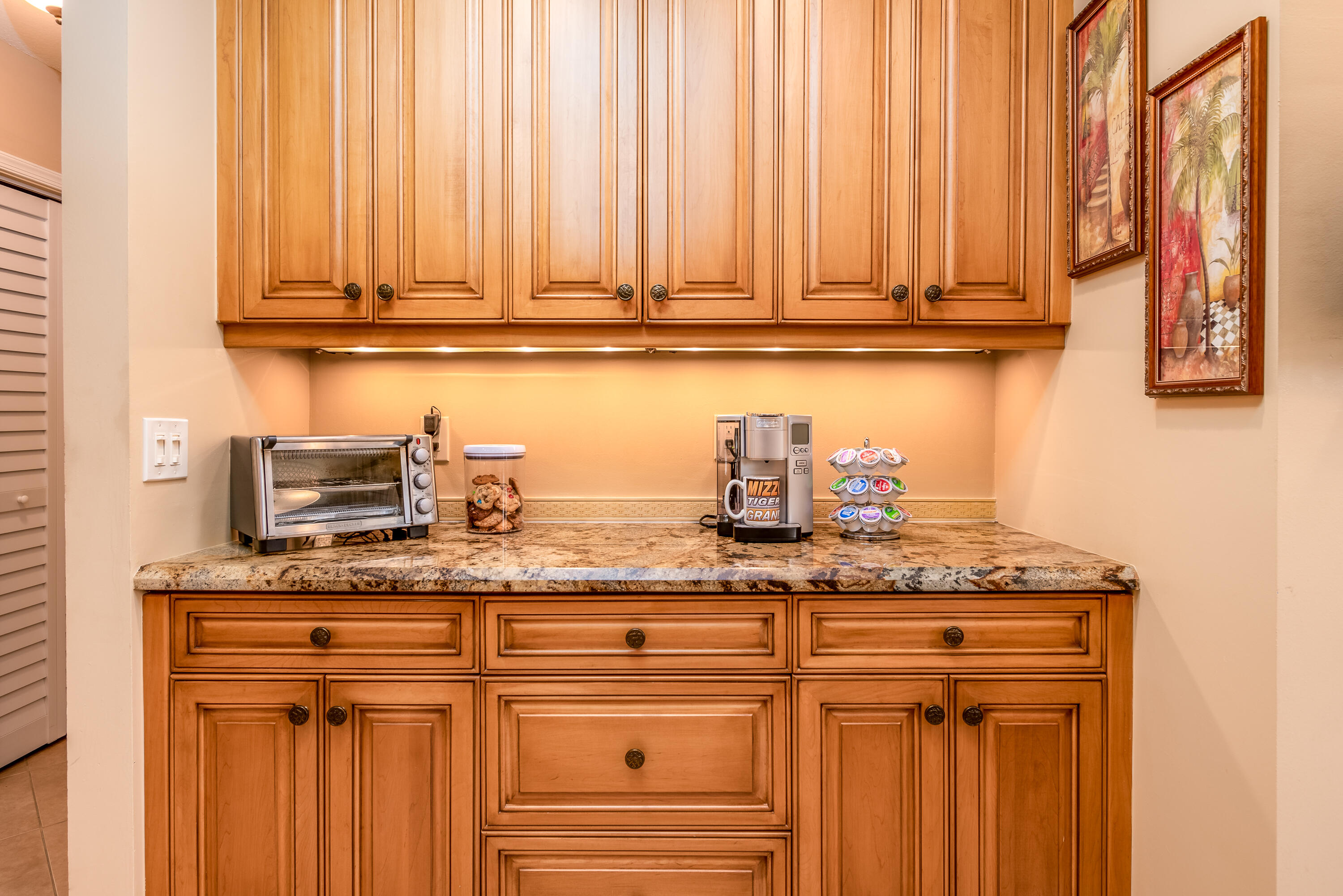 7876 Granada Place, Unit 702 Boca Raton, FL 33433 - Photo 21 of 48 Kitchen