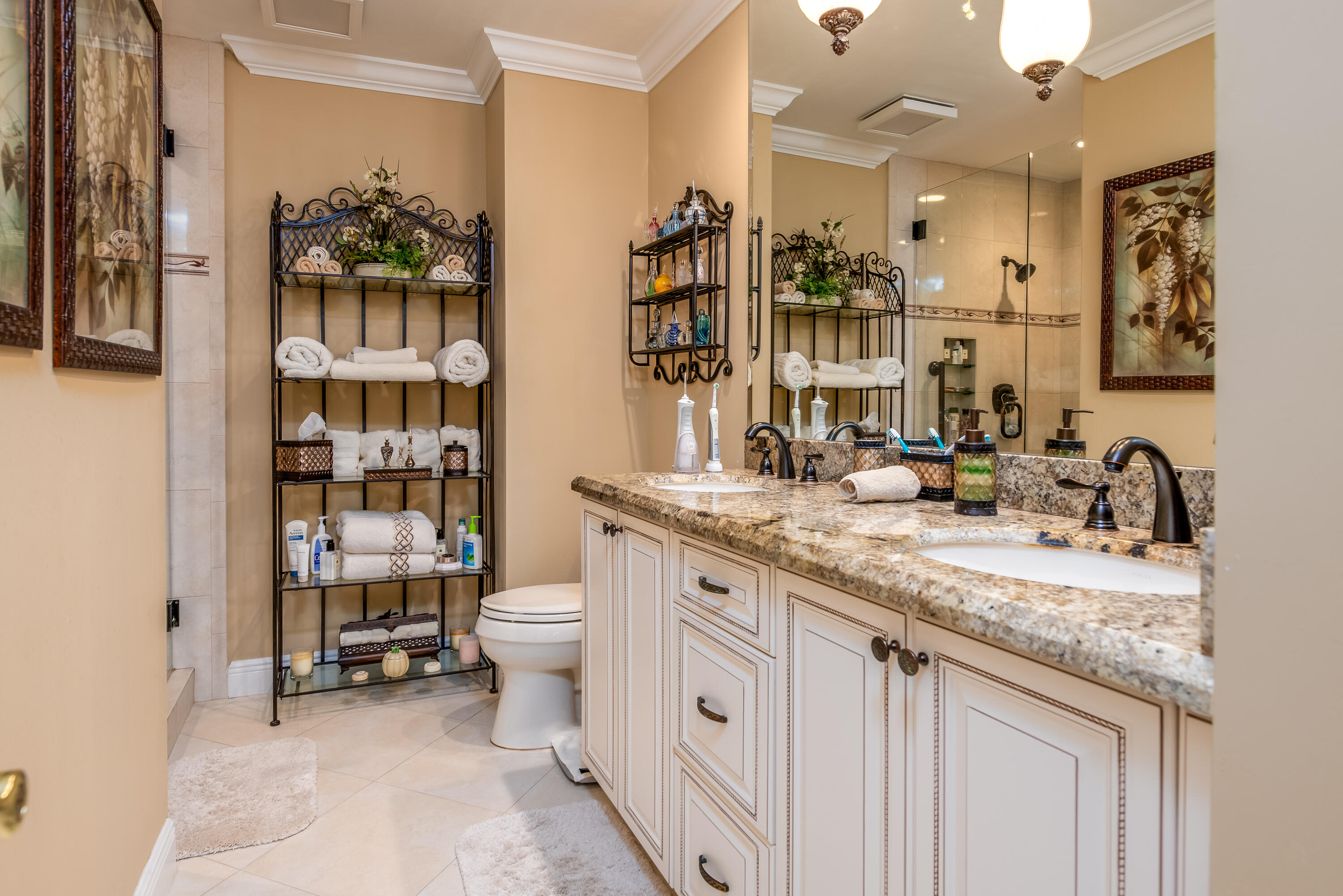 7876 Granada Place, Unit 702 Boca Raton, FL 33433 - Photo 31 of 48 Master Bathroom