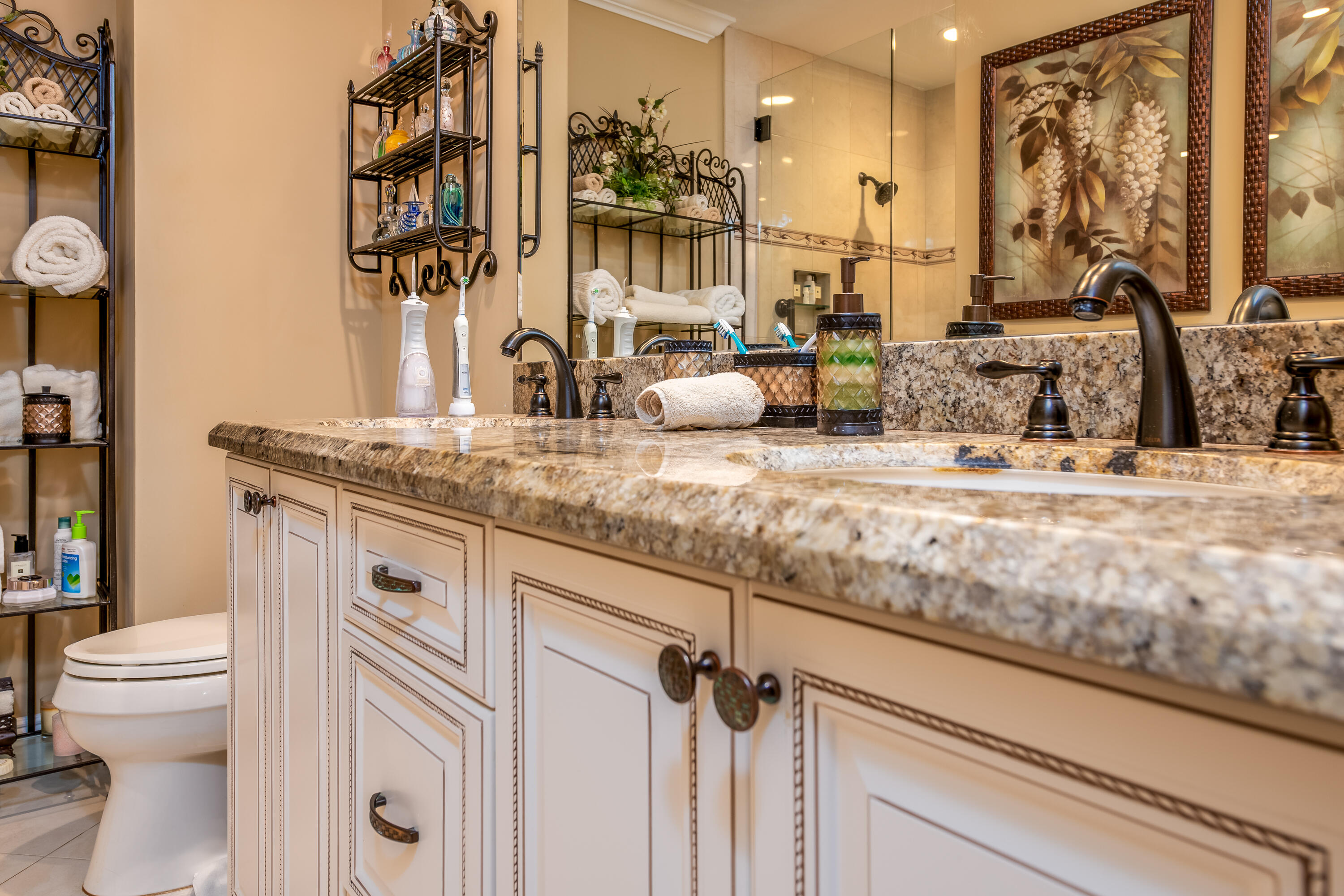 7876 Granada Place, Unit 702 Boca Raton, FL 33433 - Photo 32 of 48 Master Bathroom