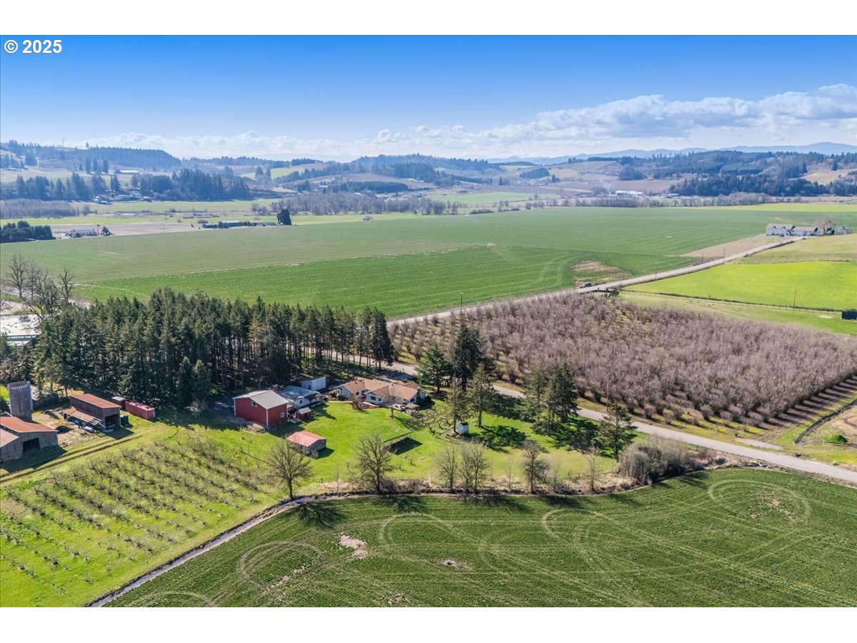 15900 Northeast Dopp Road Newberg, OR 97132 - Photo 32 of 48 Gallery Image 32