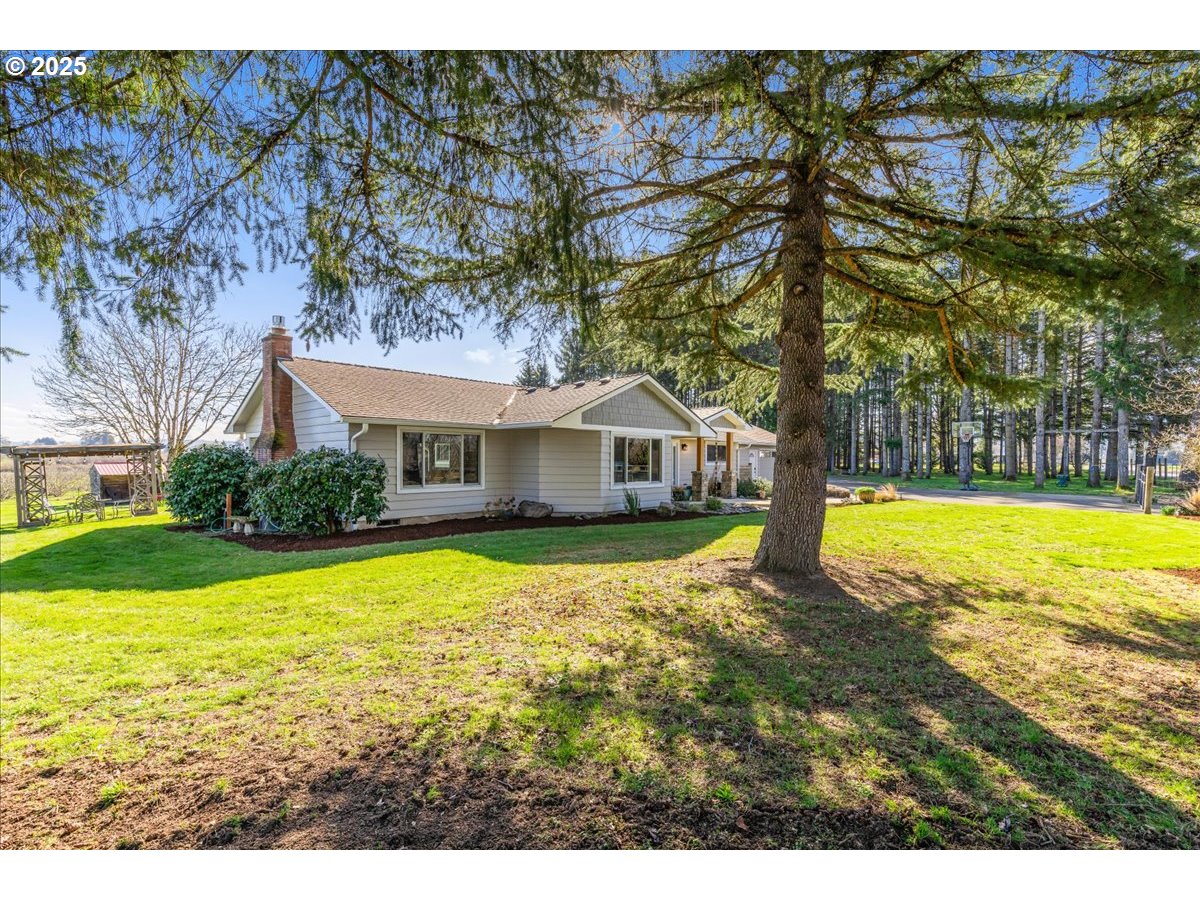 15900 Northeast Dopp Road Newberg, OR 97132 - Photo 4 of 48 Gallery Image 4