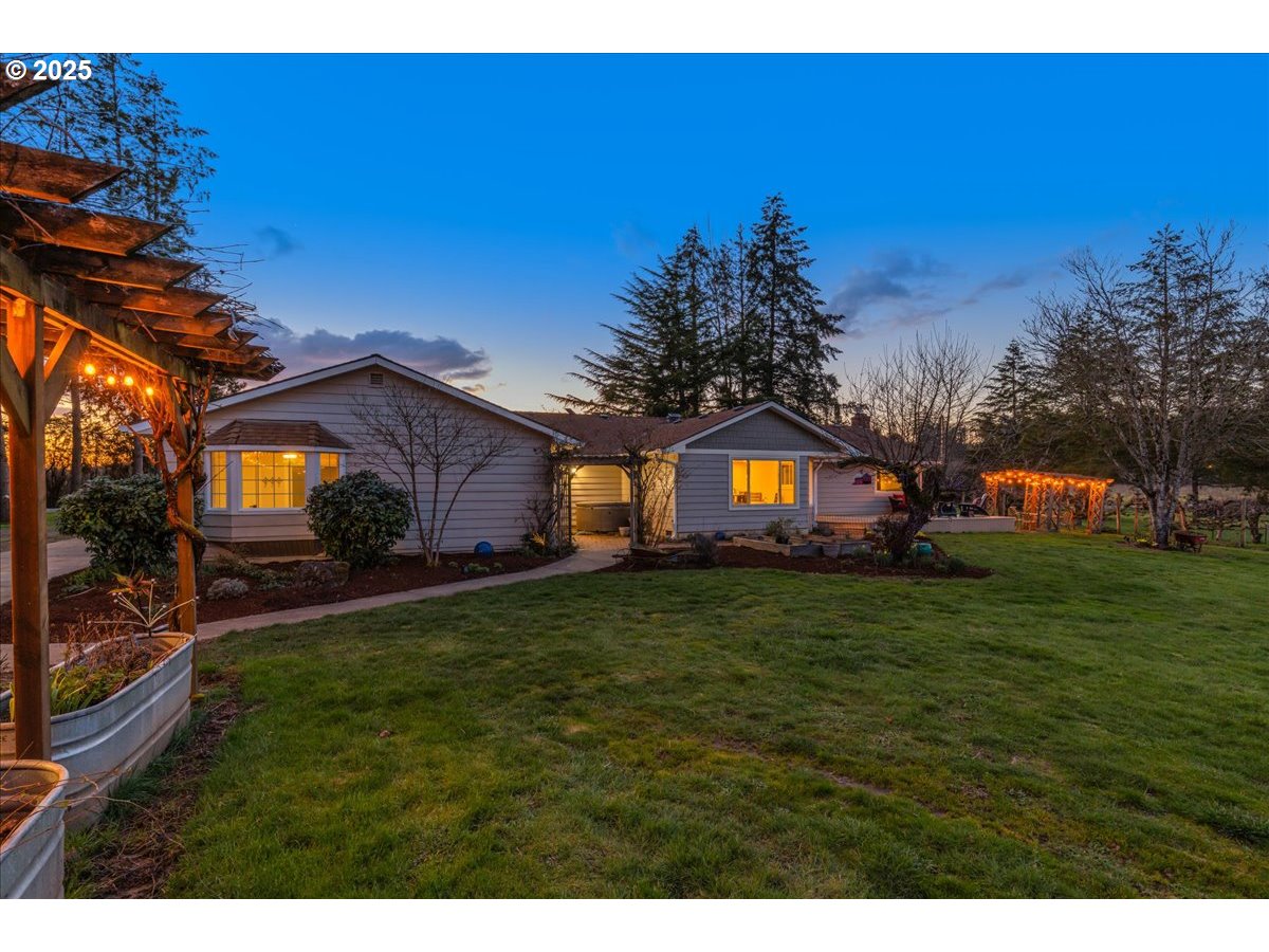 15900 Northeast Dopp Road Newberg, OR 97132 - Photo 47 of 48 Gallery Image 47