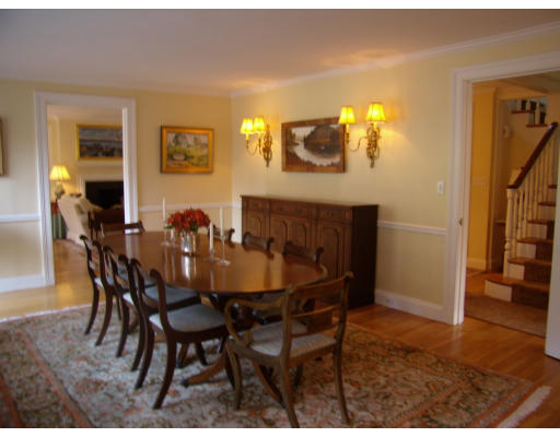 25 Allen Road Wellesley, MA 02481 - Photo 5 of 7