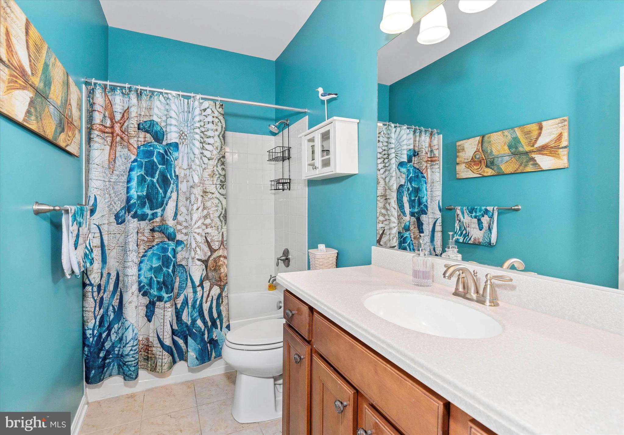635 Red Maple Road Middletown, DE 19709 - Photo 25 of 63 Guest Bathroom (Main Floor)