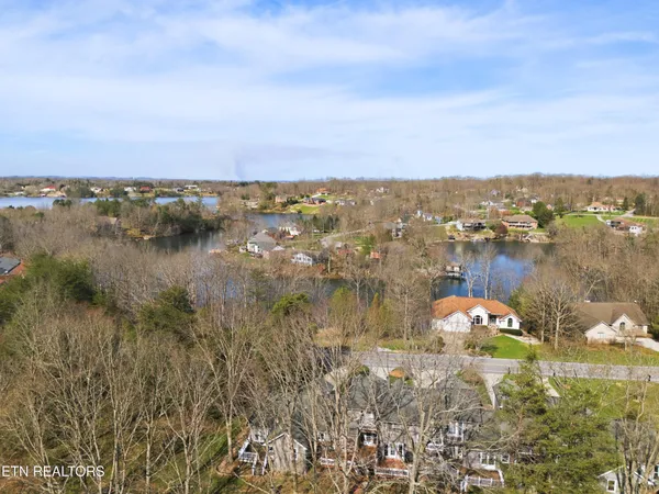 $279,900 | 490 Riverbend Drive, Unit C4, Crossville, TN 38555