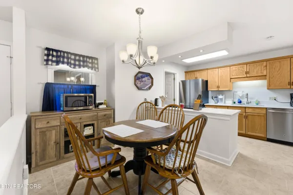 $279,900 | 490 Riverbend Drive, Unit C4, Crossville, TN 38555