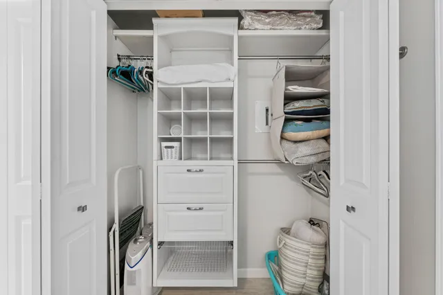 $379,000 | 775 Gulf Shore Drive, Unit 1041, Destin, FL 32541