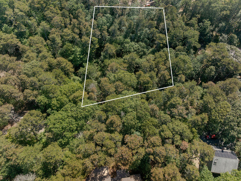 40 Old Long Pond Road Wellfleet, MA 02667 - Photo 2 of 13 40_Old_Long_Pond-20