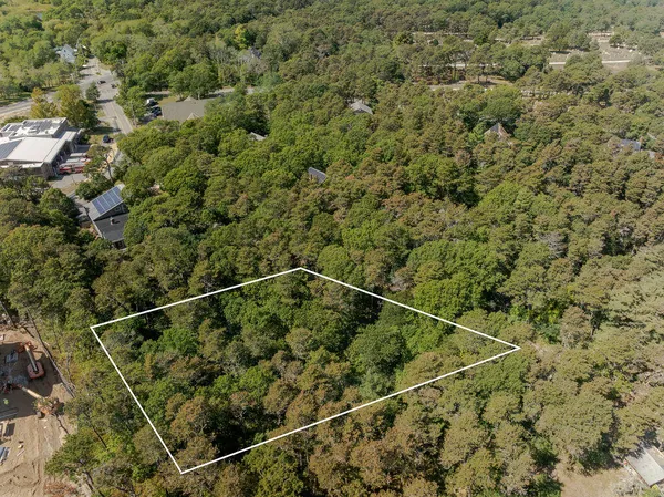 $349,000 | 40 Old Long Pond Road, Wellfleet, MA 02667