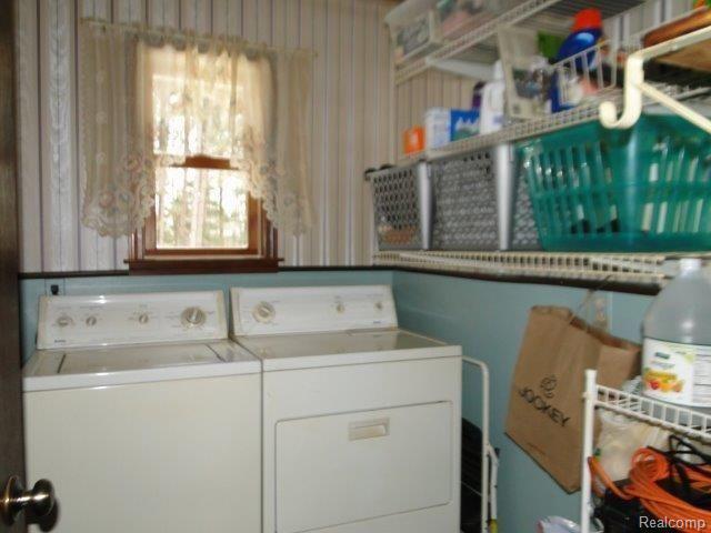 5845 Fostoria Road Columbiaville, MI 48421 - Photo 22 of 44 Laundry