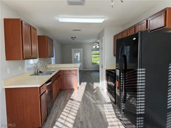 $1,795 | 4311 Northeast 23rd Place, Cape Coral, FL 33909