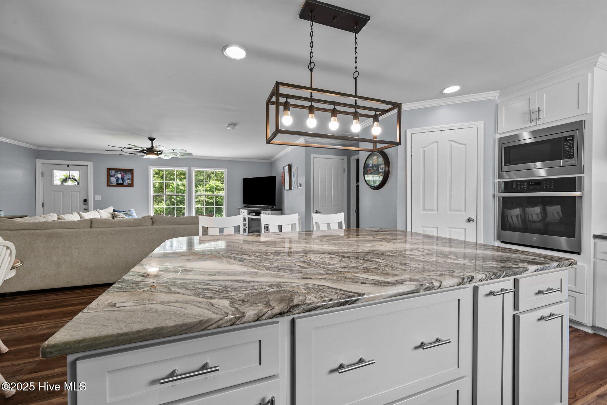 244 Newbold Road Jacksonville, NC 28540 - Photo 8 of 50 18-web-or-mls-_RAD4706