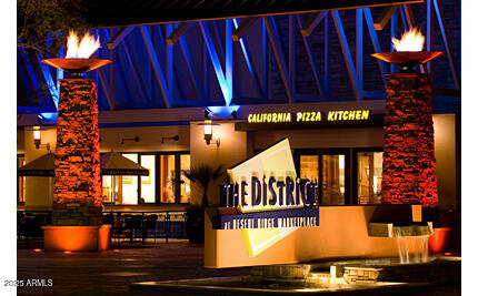 3969 East Navigator Lane Phoenix, AZ 85050 - Photo 49 of 54 Fantastic Restaurants